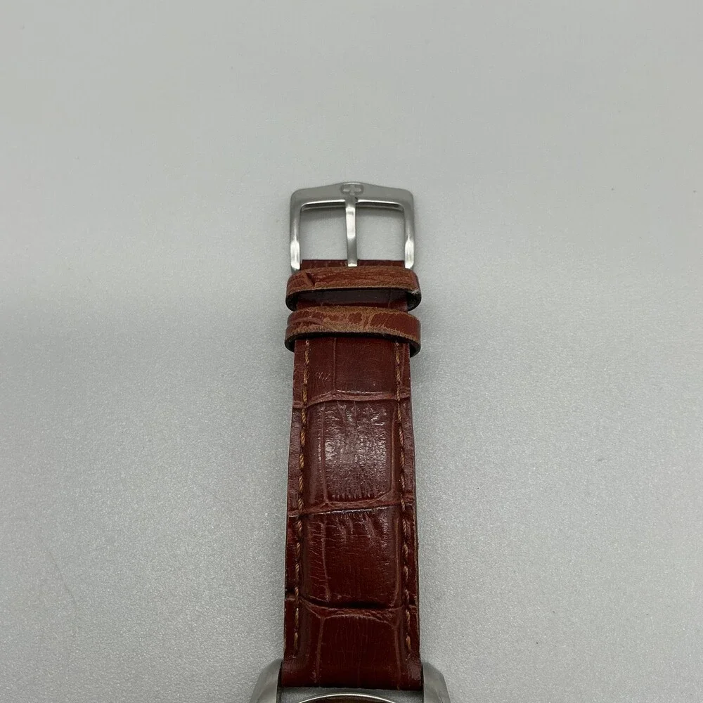 Wenger Swiss Military GMT Mens Watch 41mm Silver Tone Leather Swiss New Battery